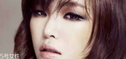 ����Ƥ��ױ��������Щ���м�Ũױ��Ĩ